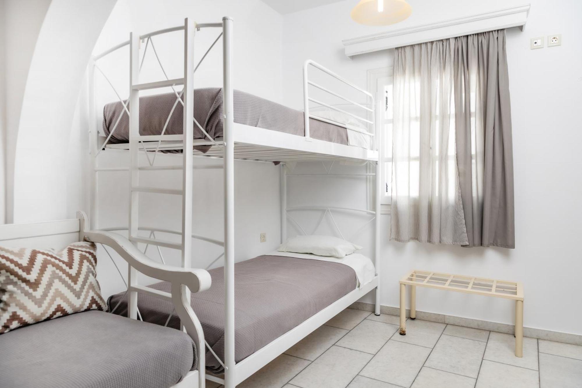 Depis Studios & Apartments Naxos City 外观 照片