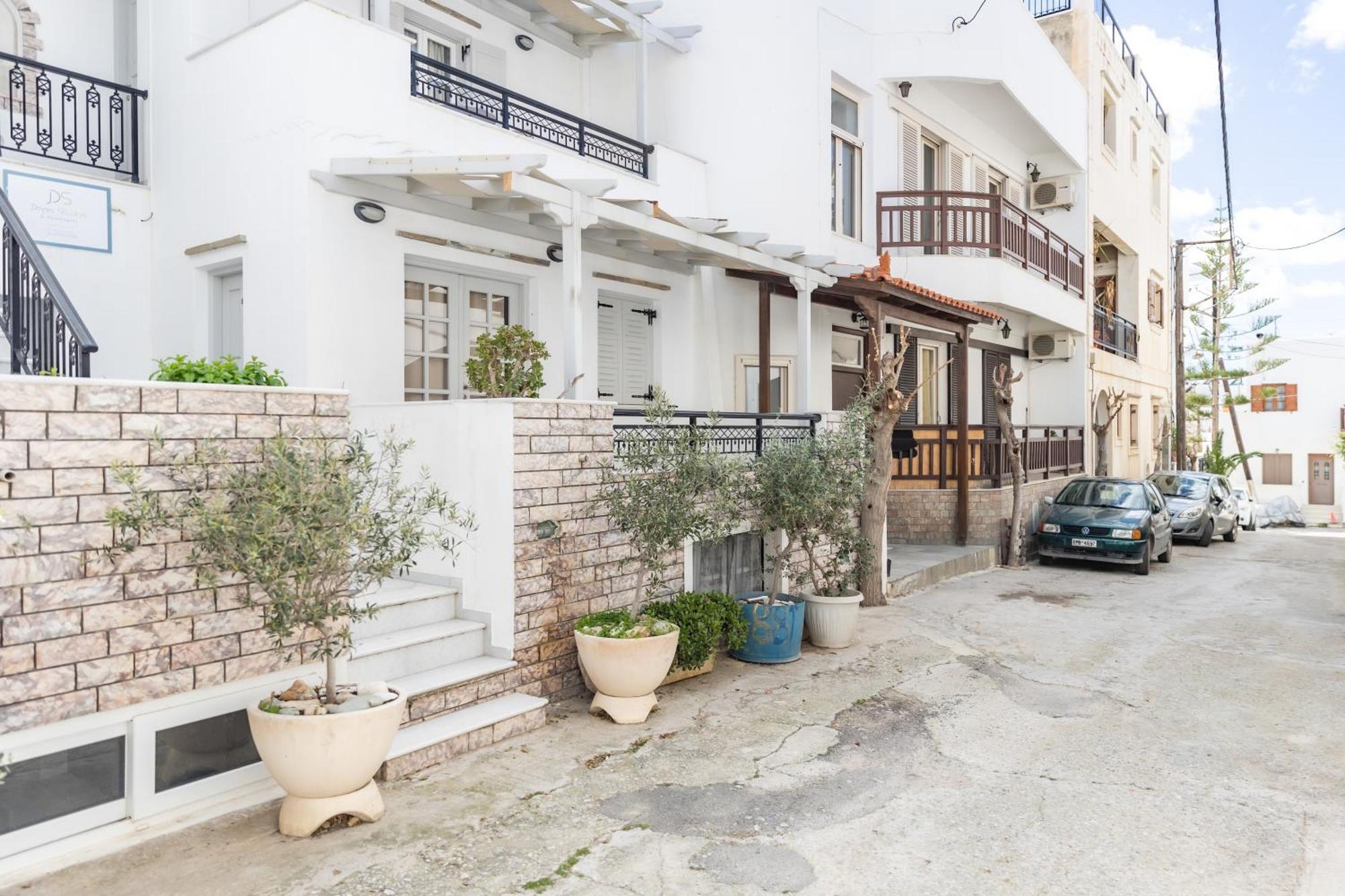 Depis Studios & Apartments Naxos City 外观 照片