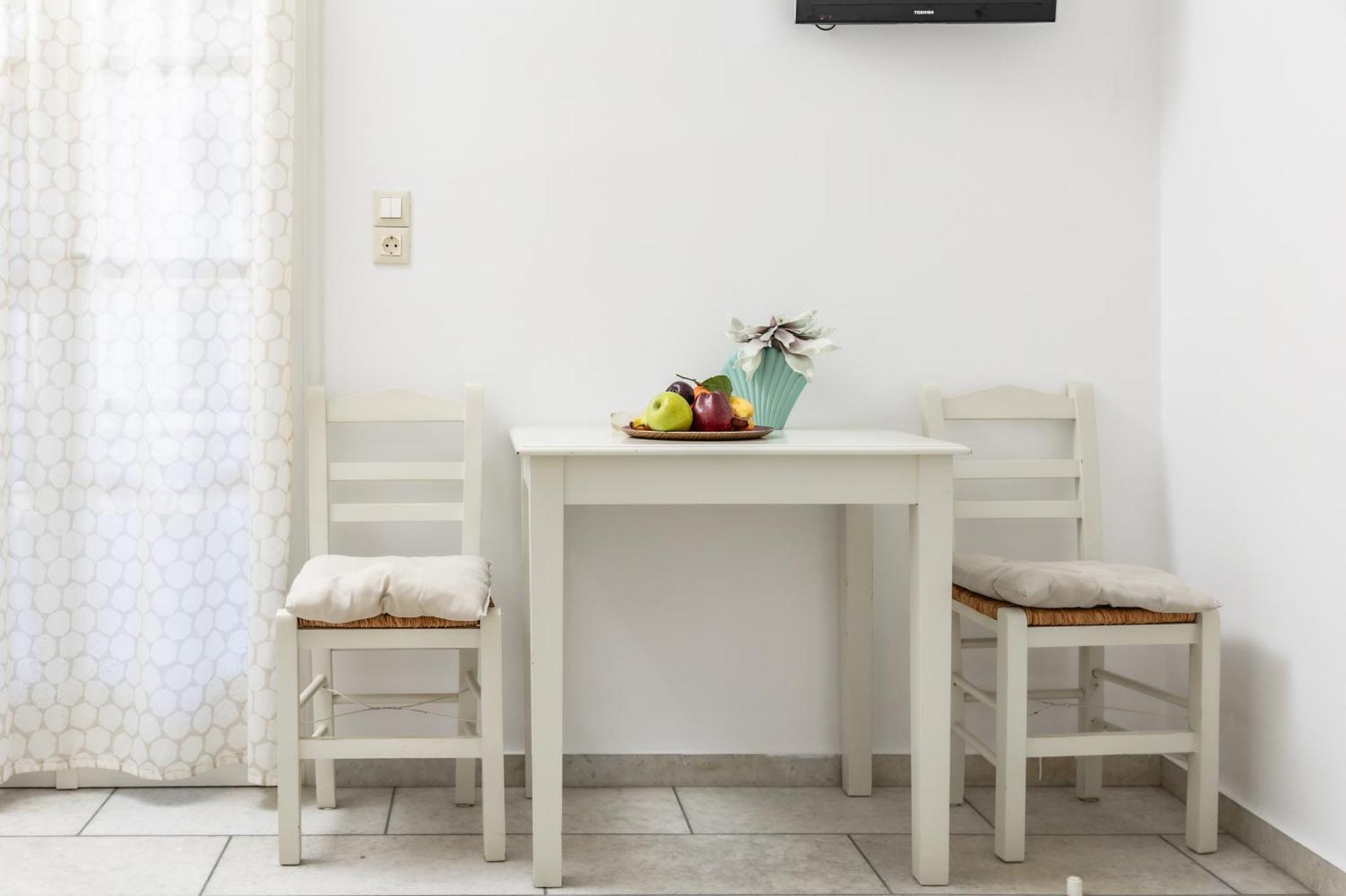 Depis Studios & Apartments Naxos City 外观 照片