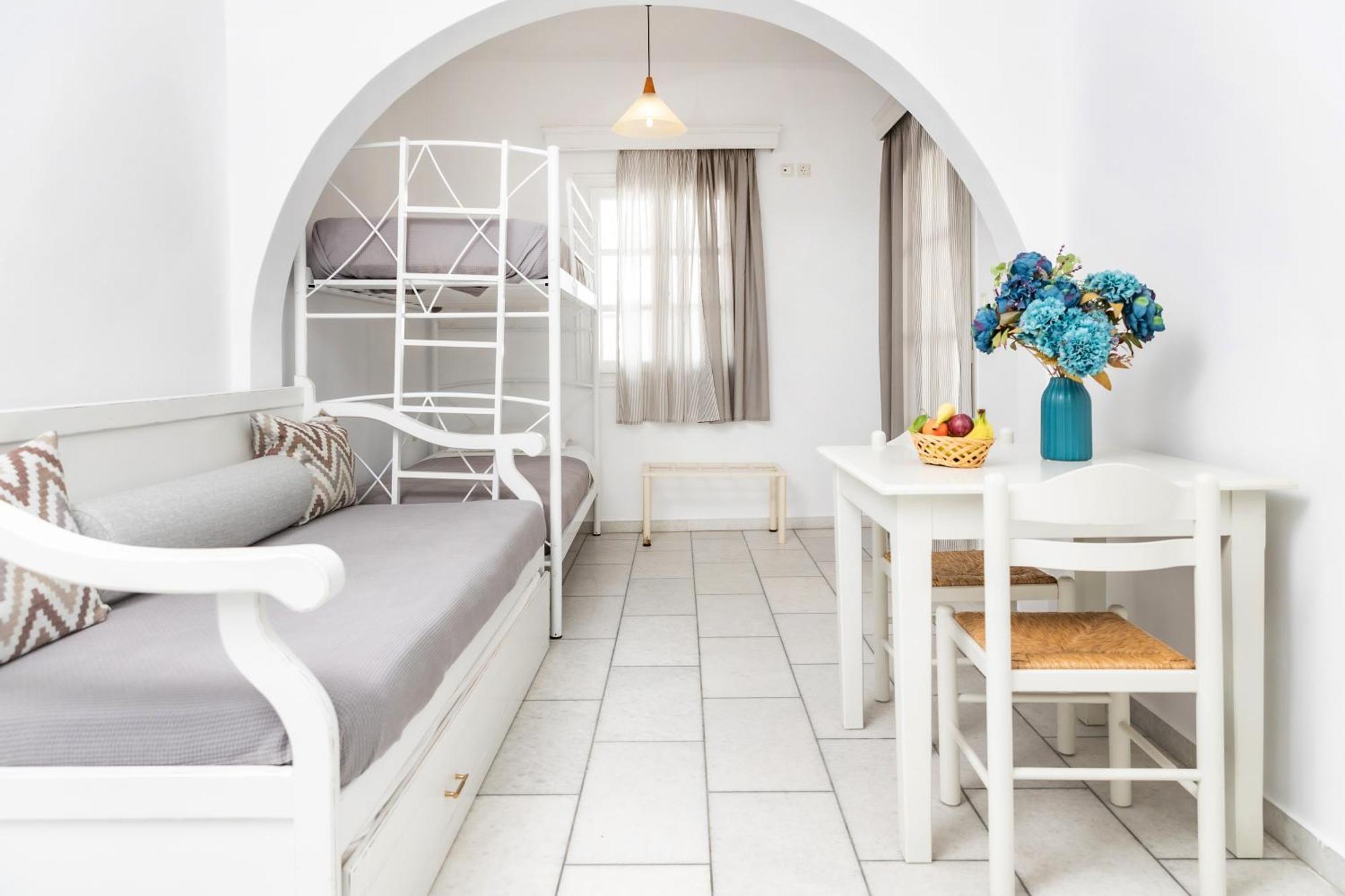 Depis Studios & Apartments Naxos City 外观 照片